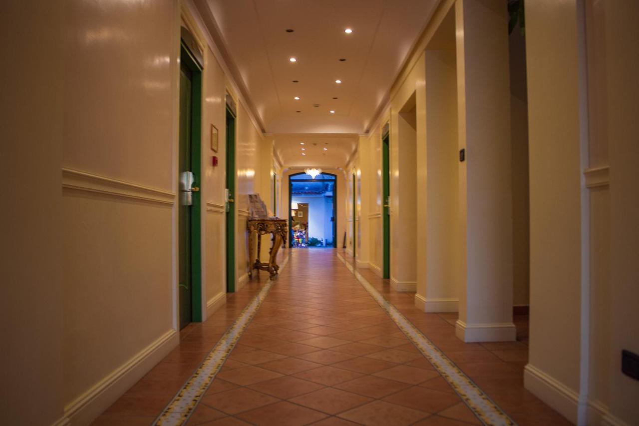 Best Western Hotel La Conchiglia Palinuro Exterior foto